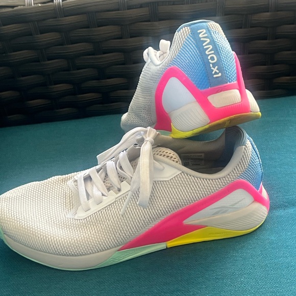 Nike Metcon 6 Bright Mango Smoke Grey training AT3160-800 Women's
Sizes 9.5 - Picture 4 of 6